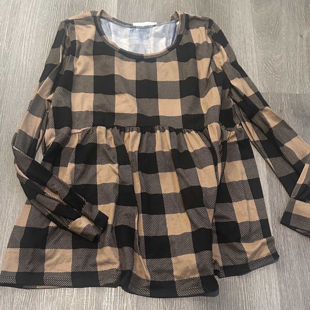 XL Plaid Long Sleeve Women’s Top